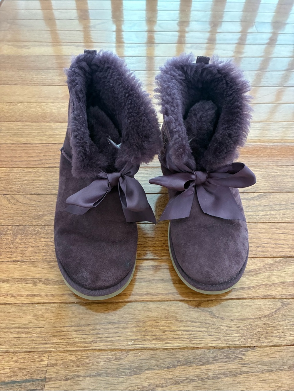 Ugg Gita Bow Mini Boots Shearling Port Purple Size 10